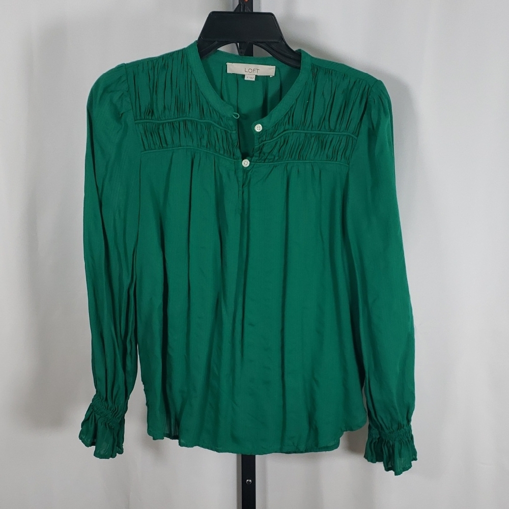 LOFT‎ Green Pleated Long Sleeve Blouse – SZ S